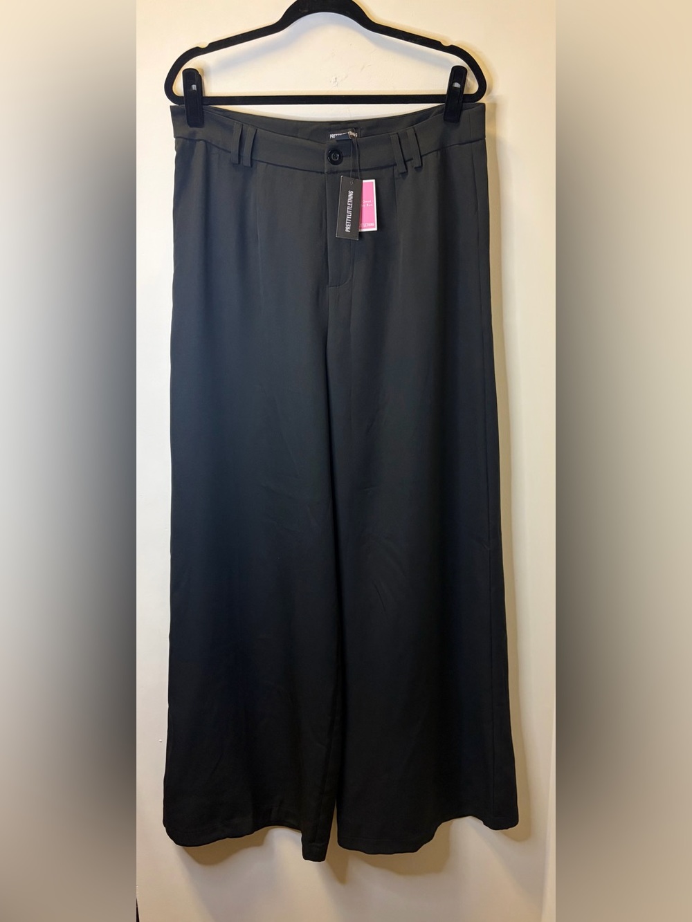 NWT PrettyLittleThing Black Woven Double Belt Loop Wide Leg Trousers – US 10